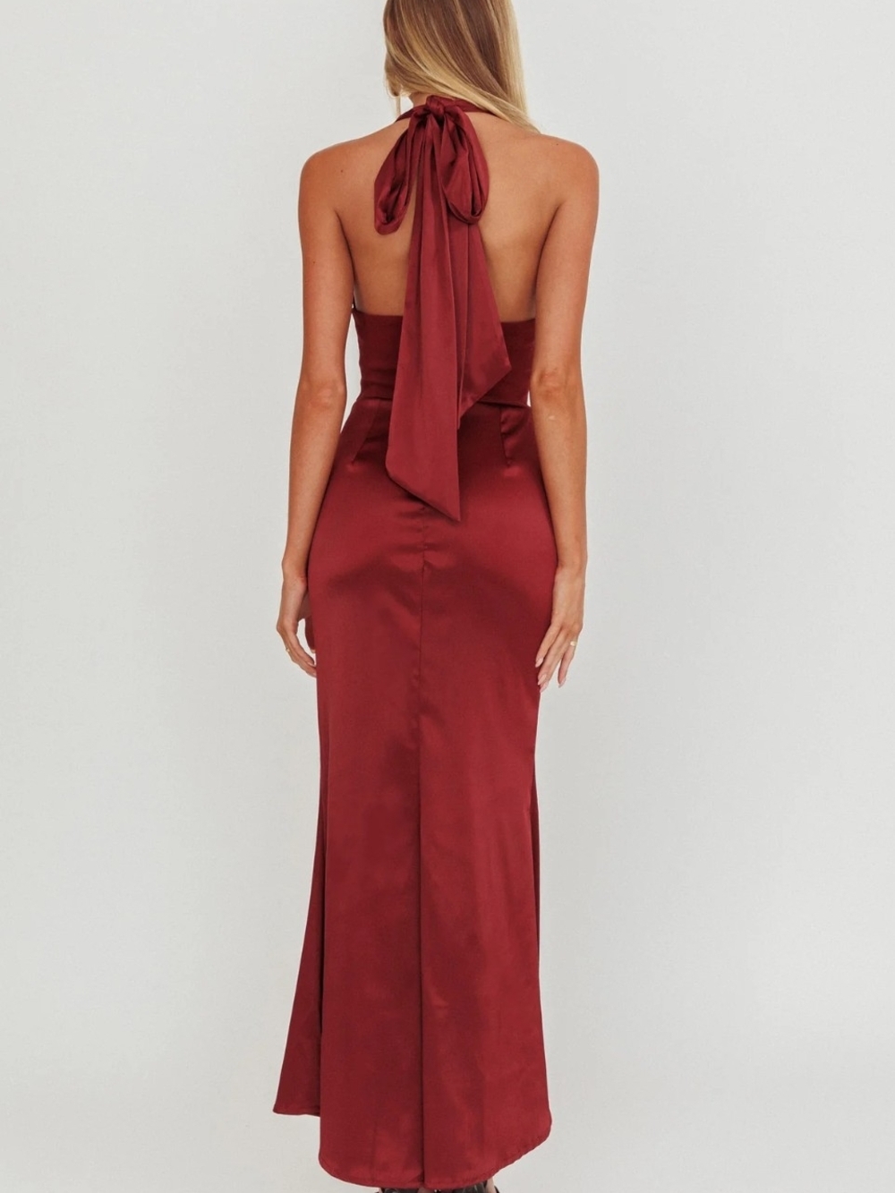 NWT Selfie Leslie Women's Burgundy Satin Plunge Maxi Dress - Size L - Picture 5 of 10